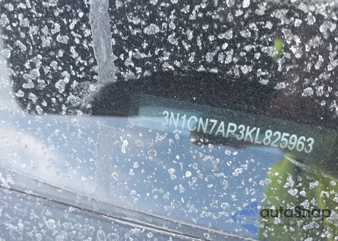 2019 Nissan Versa 1.6 S+ z USA, uszkodzony, nr VIN 3N1CN7AP3KL825963